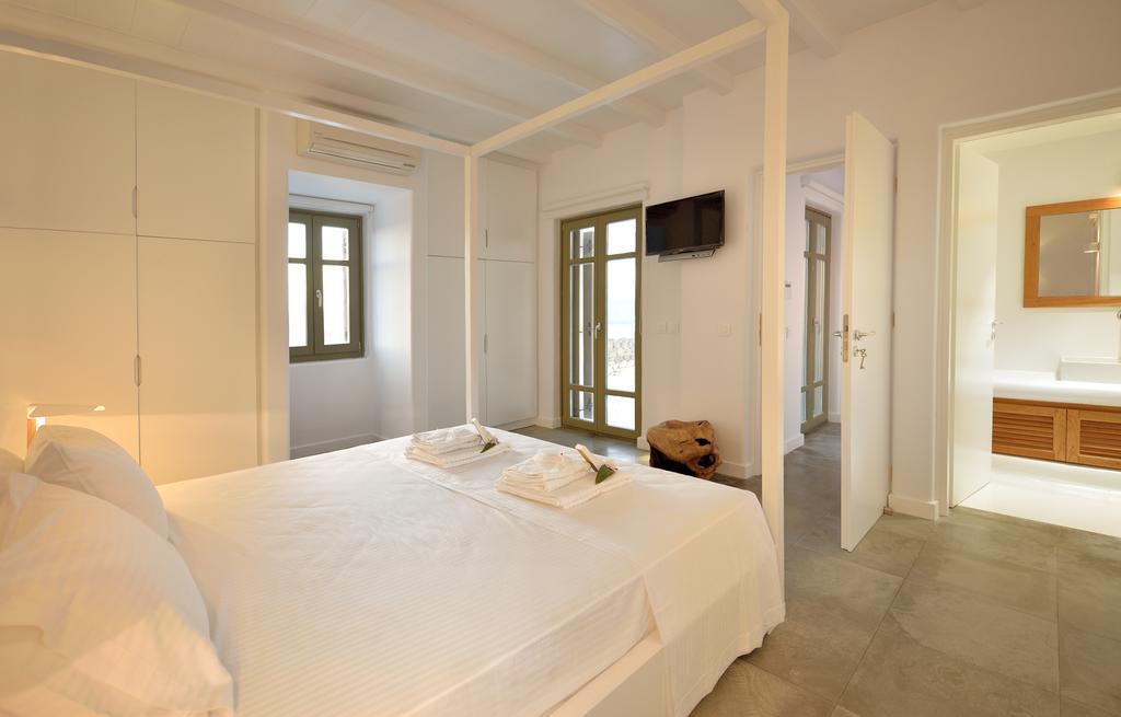 Mykonos Ark Villas Ftelia  Buitenkant foto